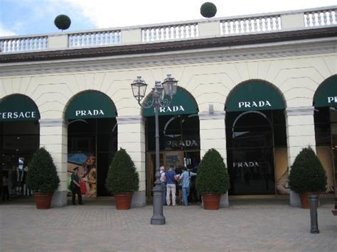 prada outlet italy serravalle